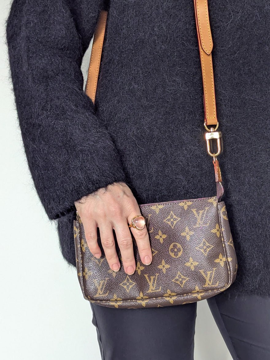 Louis Vuitton Vintage Pochette Accessoires Monogram Bag photo 3