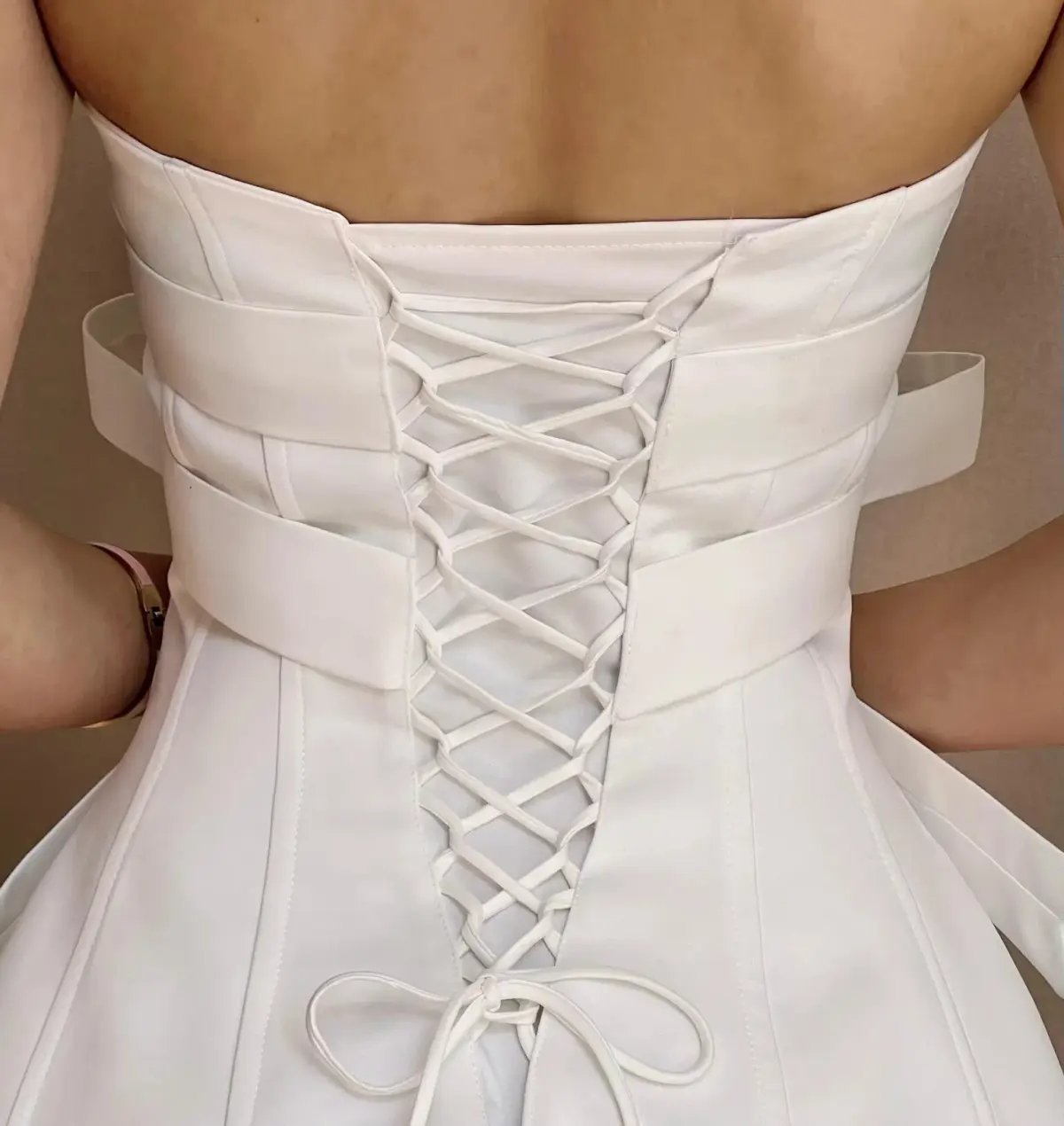 Jadore Ivory Wedding Dress Size AU 8 photo 2