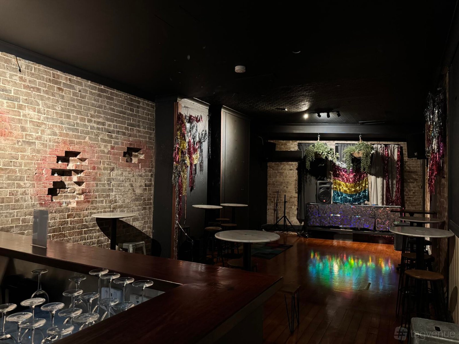 Entire Venue at Tiki33 Bar photo 4