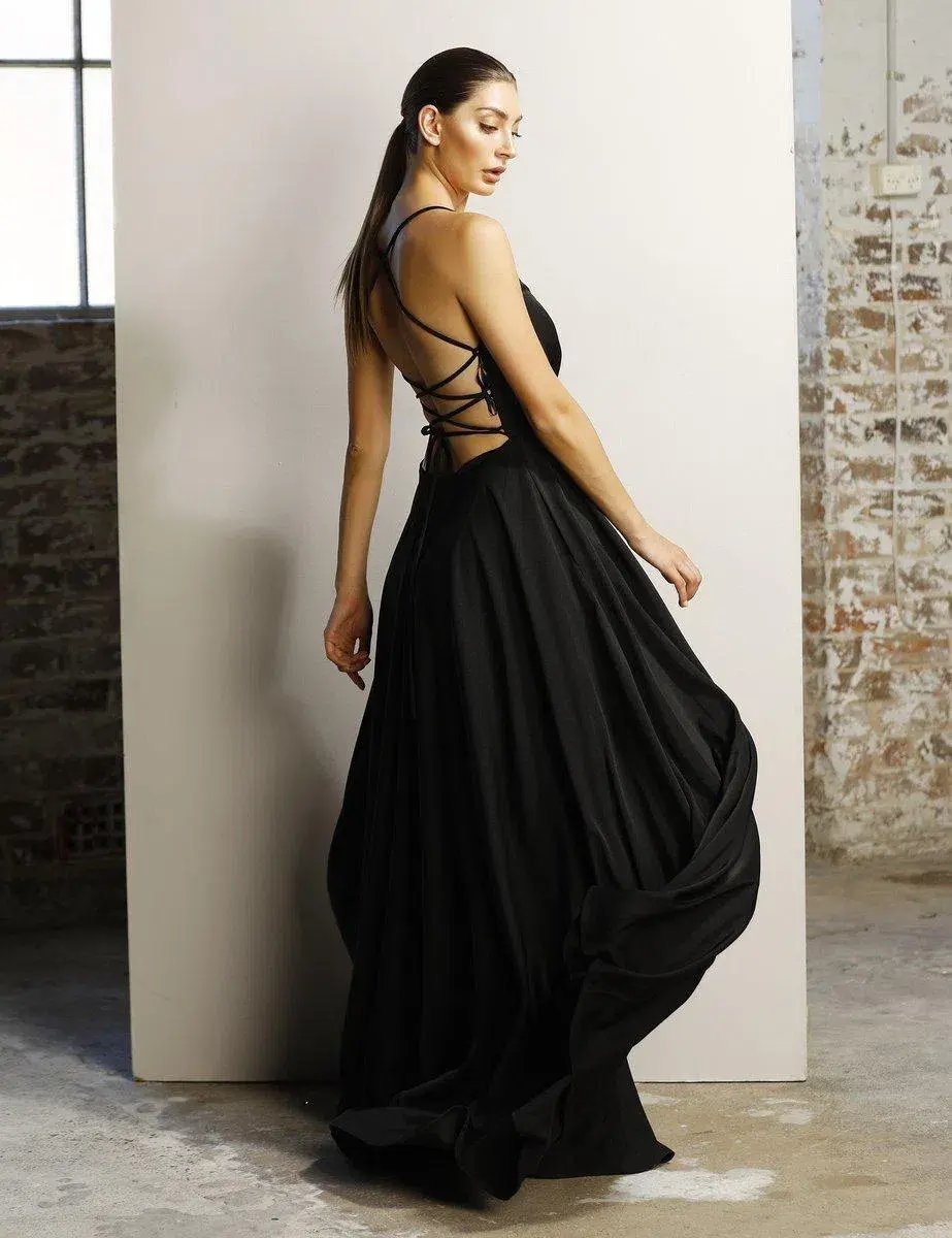 Jadore black formal dress size 10 photo 3