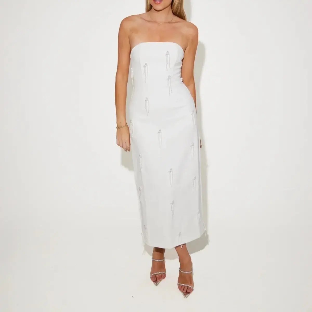 Odd Muse - Ultimate Muse Embellished Midi Dress White Size 8 or S photo 3