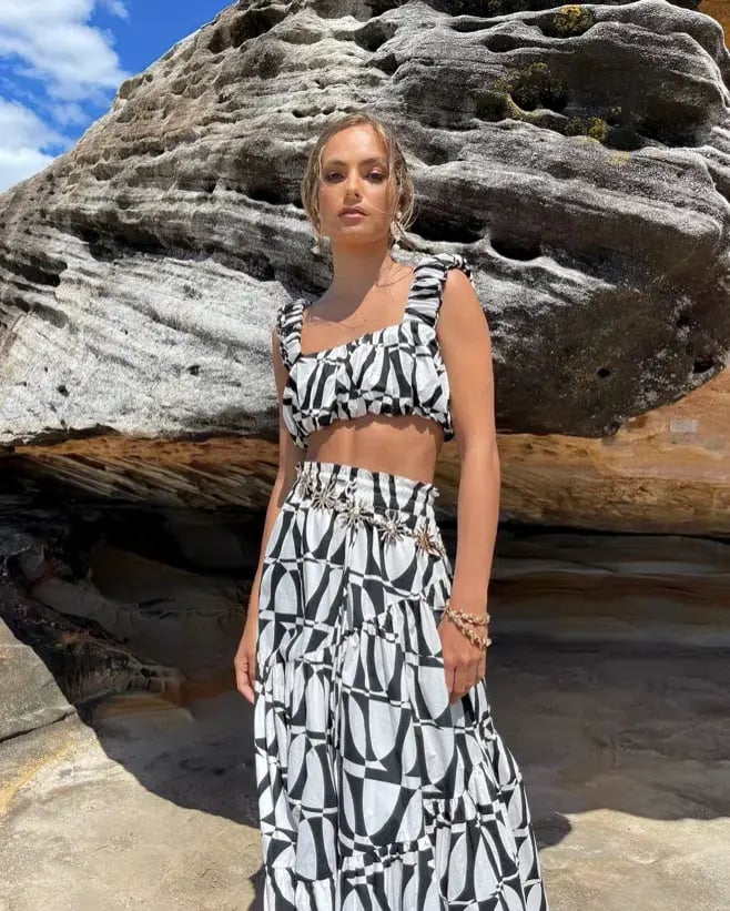 Sheike Heartbreaker Set Top & Skirt Print Size 10 and 8 photo 6