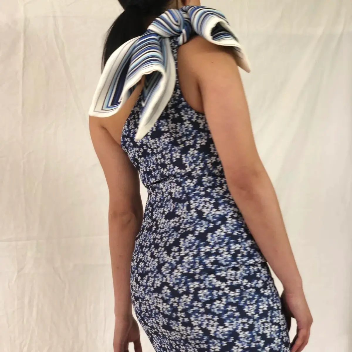 By Johnny Sculpture Sleeve Mini Dress Floral Size AU 8 photo 3