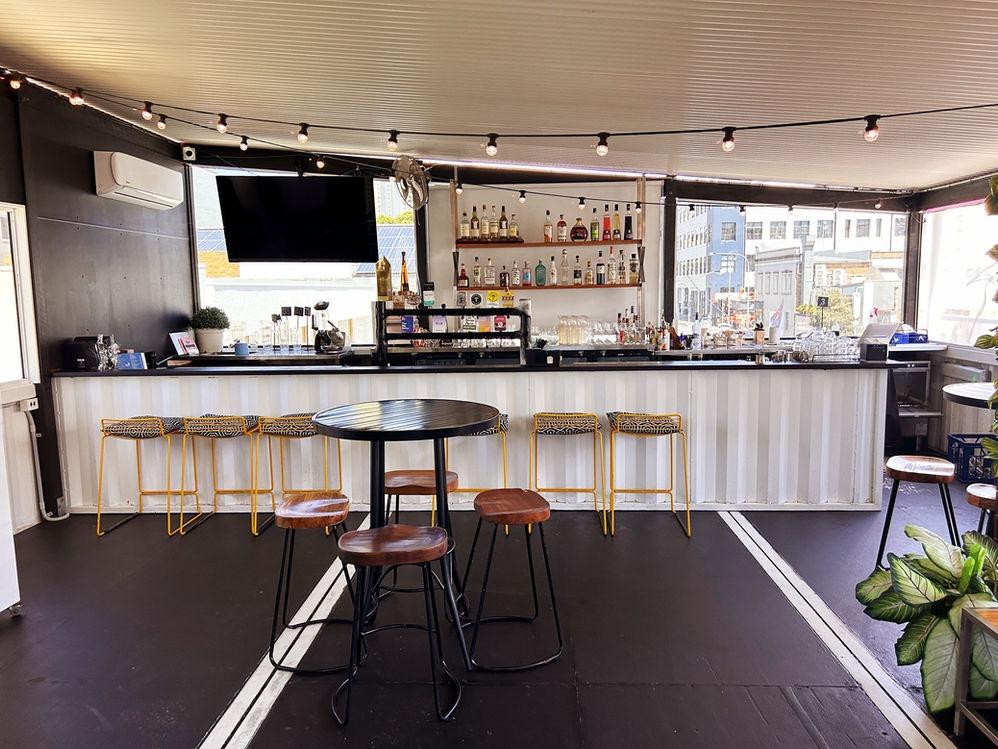 Breeze Bar at Summa House photo 2