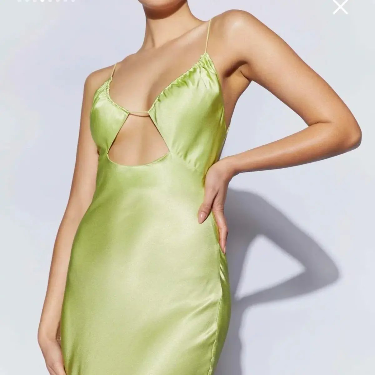 Meshki Sadie Maxi Satin Halterneck Ruched Slip Dress Pistachio Green Size 6 photo 2