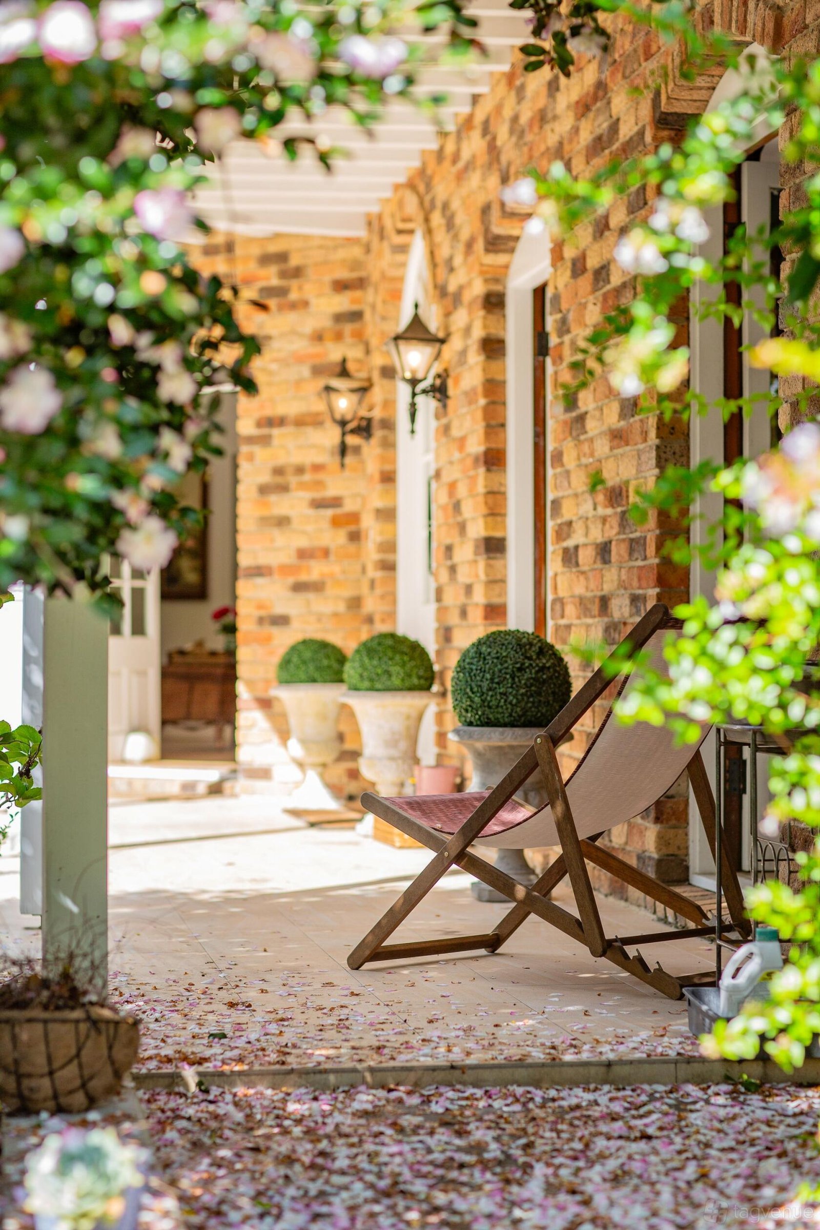 Country Home - Film or Photos at Dural on 5 Beautiful Acres photo 2