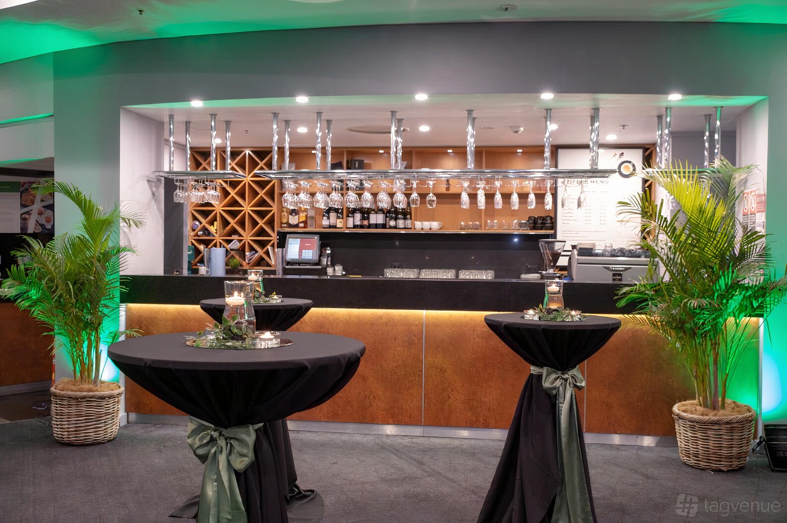 Sirocco Restaurant at Crowne Plaza Sydney Airport photo 3