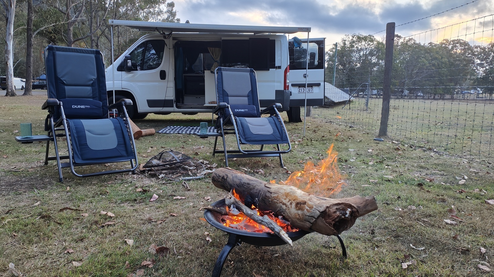 My Cozy Van - NEW LISTING photo 18