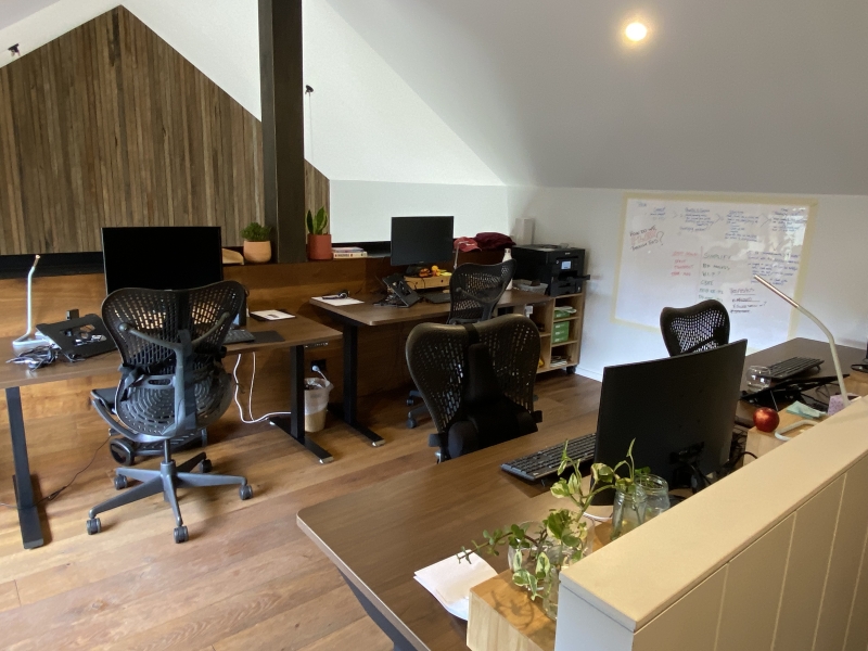 Colourful riverfront office in Abbotsford photo 6