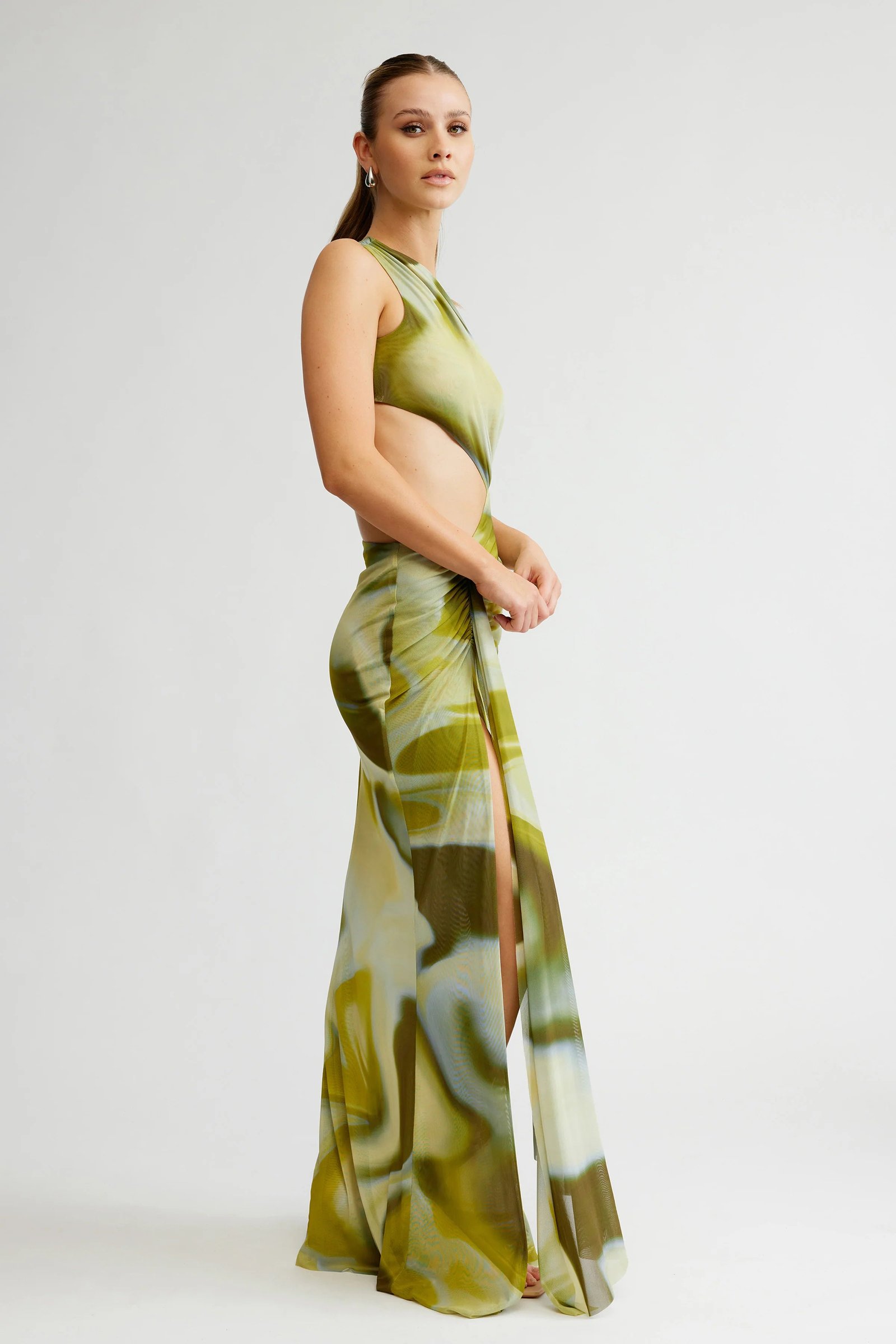 LEXI ZANIAH DRESS - SAGE LIQUIFY PRINT photo 5