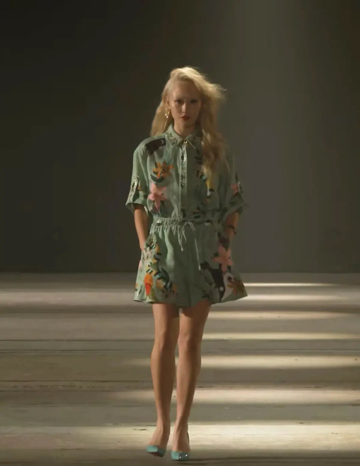 Alemais Meagan Oversized Linen Shirt & Shorts Set Green Multi Size 10 photo 2