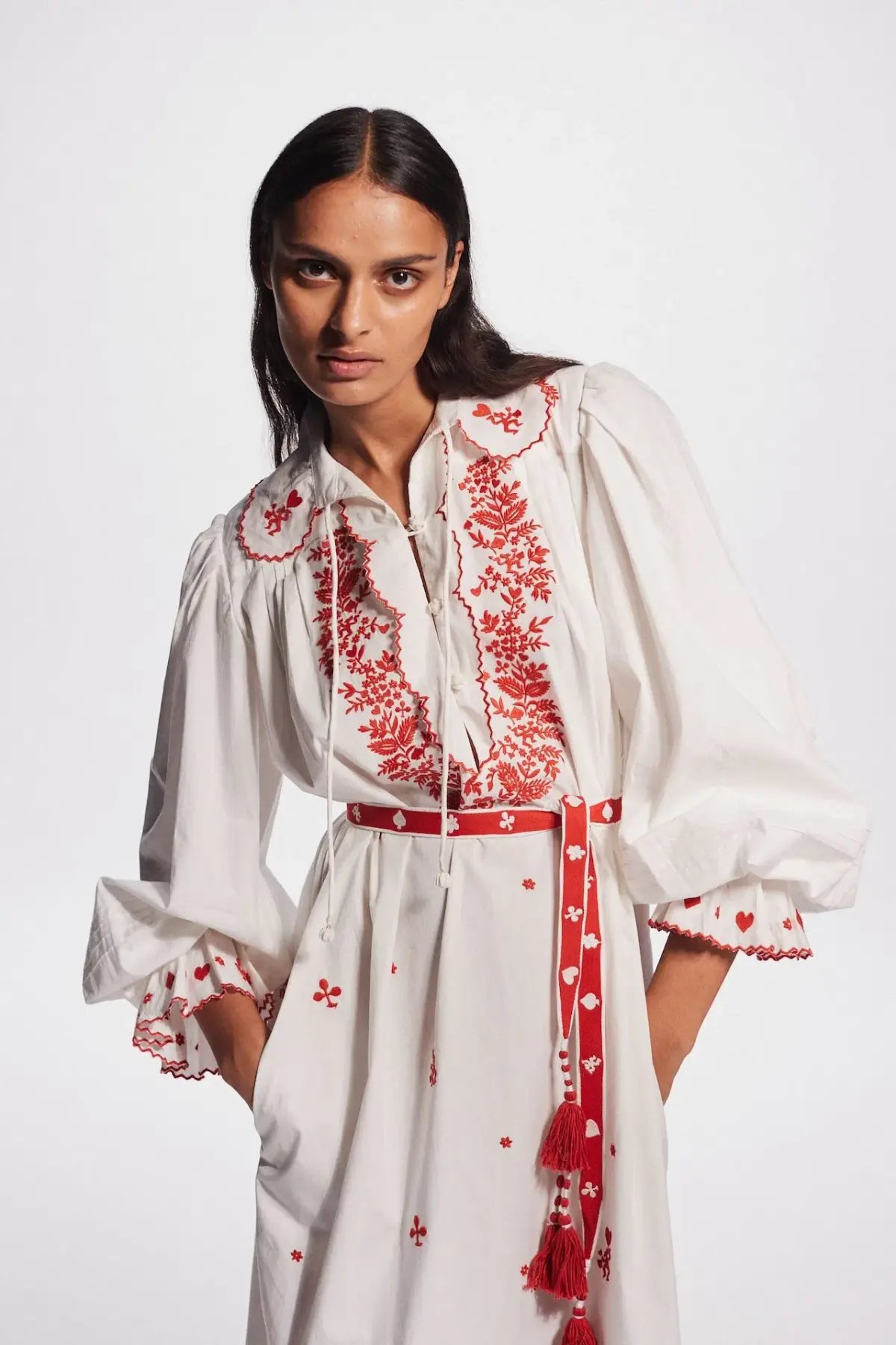Alemais Hearts Embroidered Midi Dress White/Red Size 14 photo 2