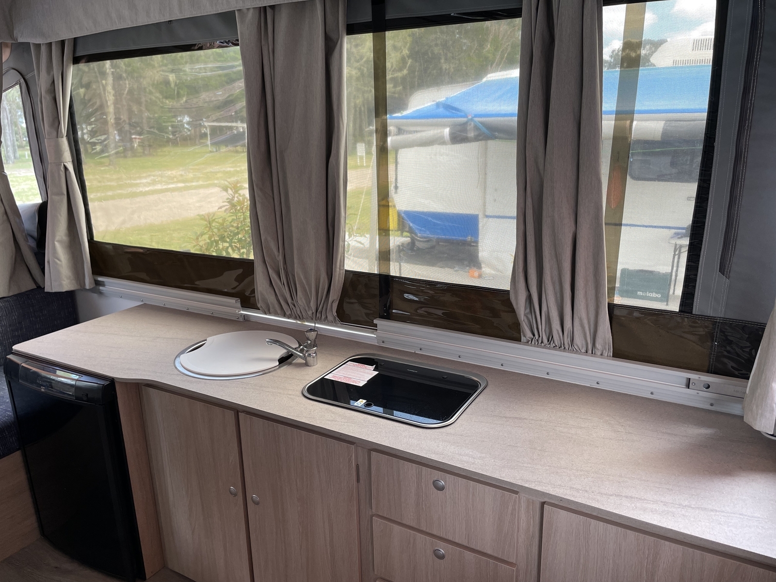 Brand new Jayco Lark photo 5