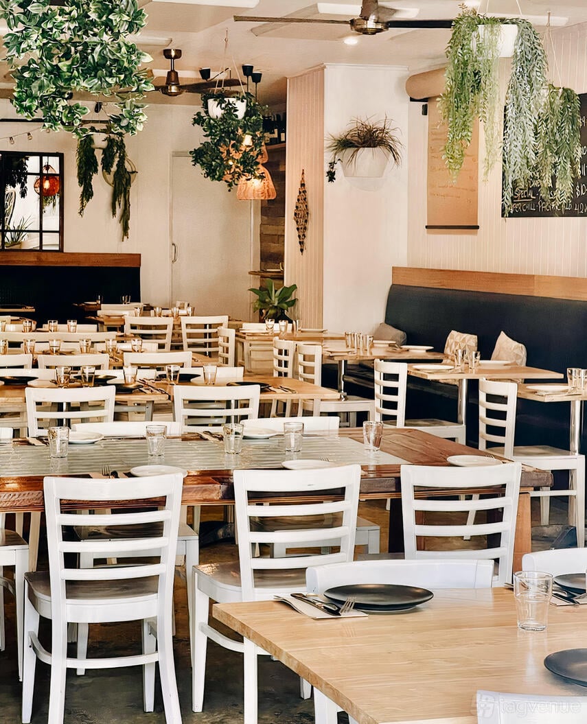 Entire Venue at Four Hands Tapas & Pizza Bar photo 4
