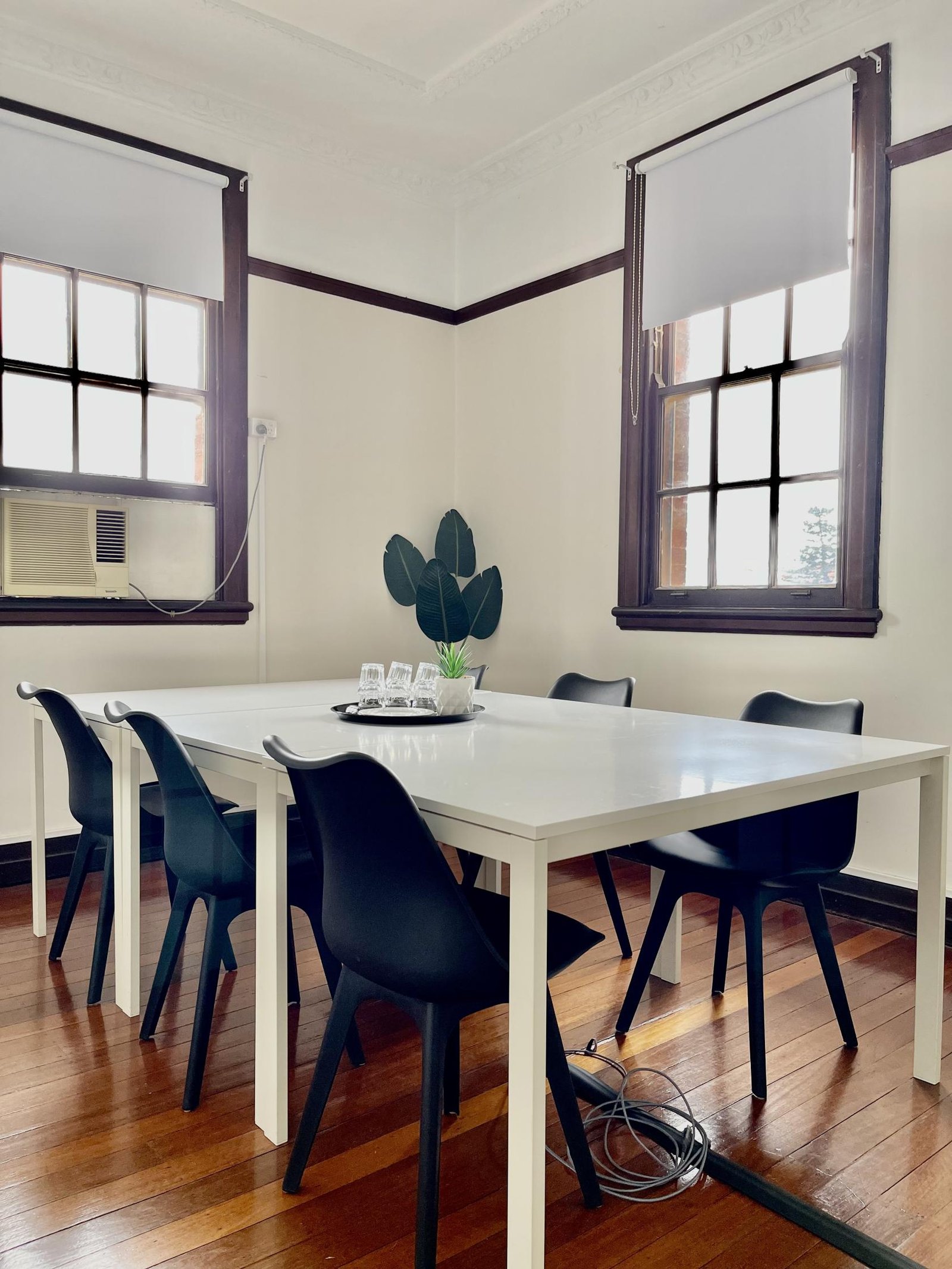 Meeting Room (free parking) at Salt Space Coworking - New Farm photo 2
