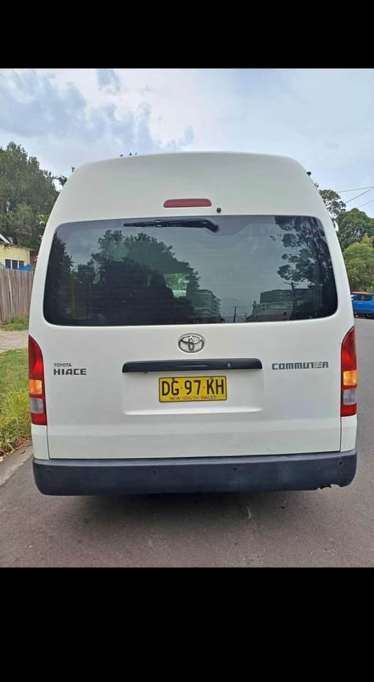 2015 Toyota 12 seater for hire photo 3