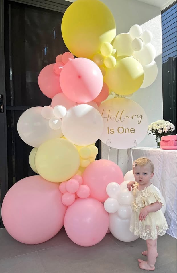 Balloon garlands, helium balloons and backdrop hire. BRISBANE. photo 2
