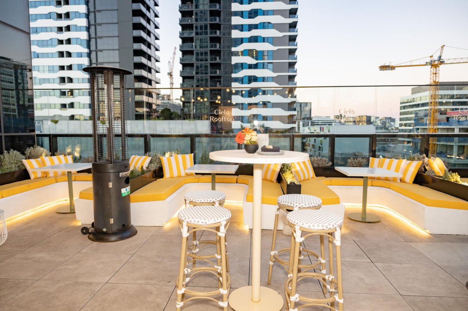 The Garden Lounge at Cielo Rooftop photo 2