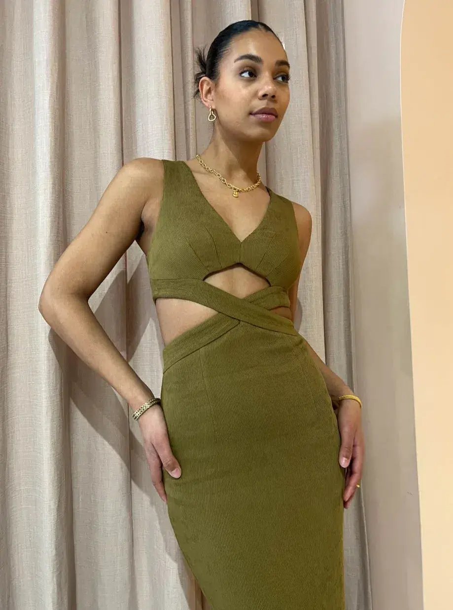 Shona Joy Simone V Neck Cut Out Midi Dress in Cumin Size 10 photo 3