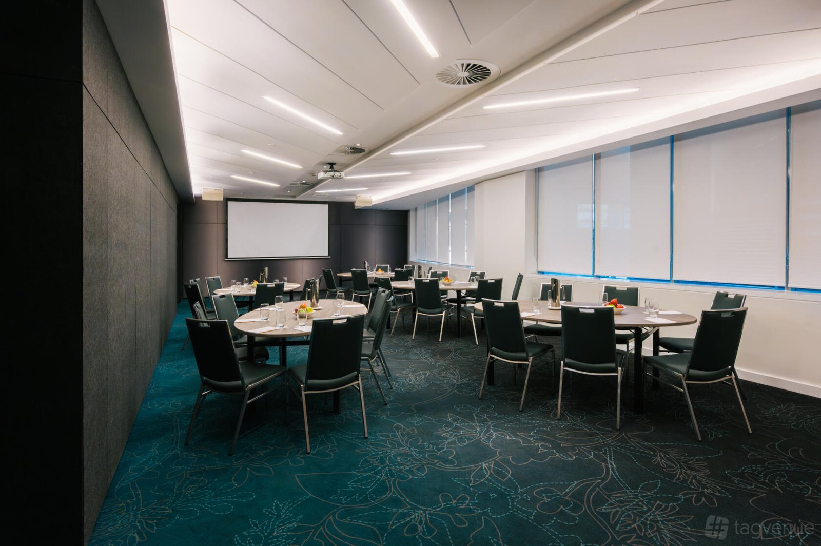 Rose Bay Room at PARKROYAL Darling Harbour, Sydney photo 4