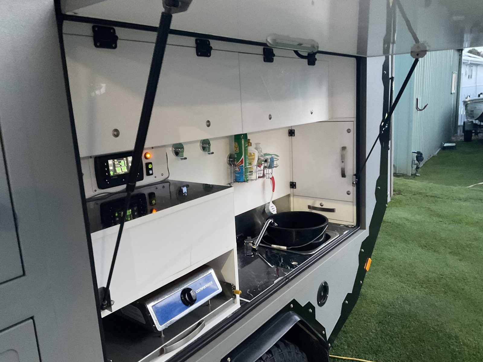 Matt's Hybrid Off Road Camper AOR Sierra sleeps 4 photo 12