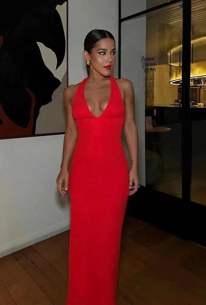 Effie Kats Eiza Gown in Cherry Red Size 6 photo 3