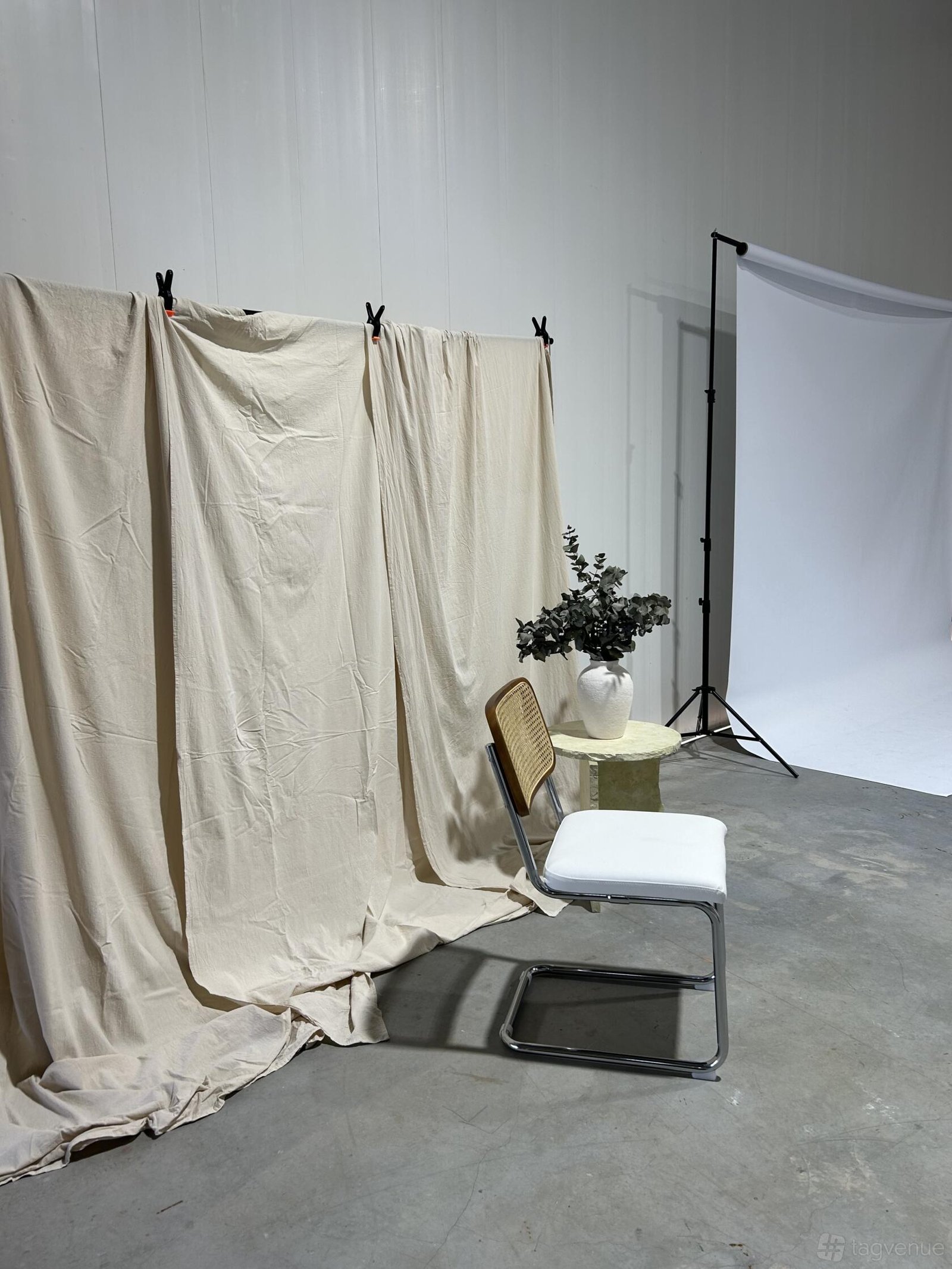 The Studio - Blanc Hire at The Studio by Salt and Lime Experiences photo 5