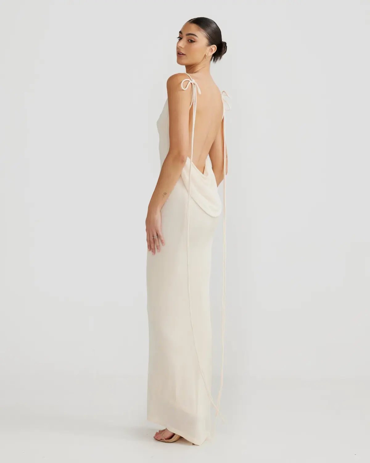 Melani The Label Cristina Gown in Pearl White Size XS / AU 6 photo 2