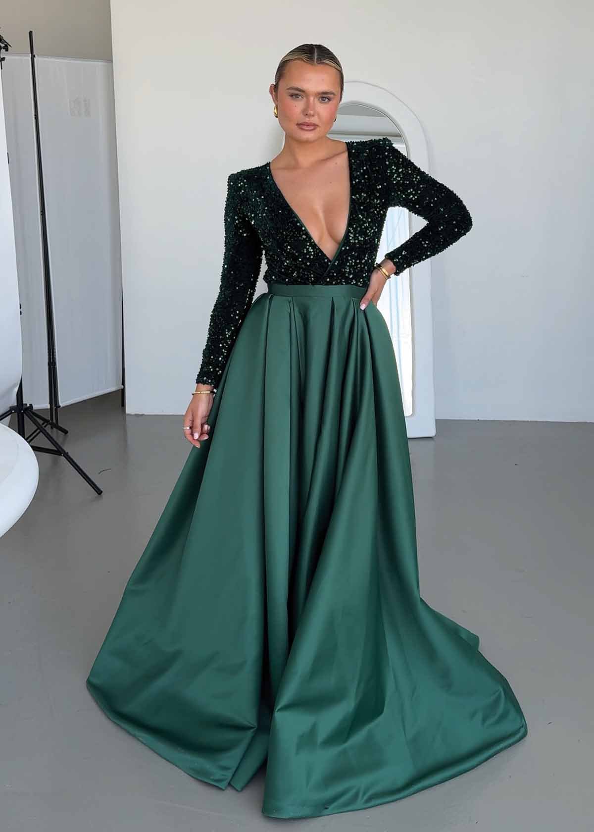 Veronica Gown in Emerald photo 2