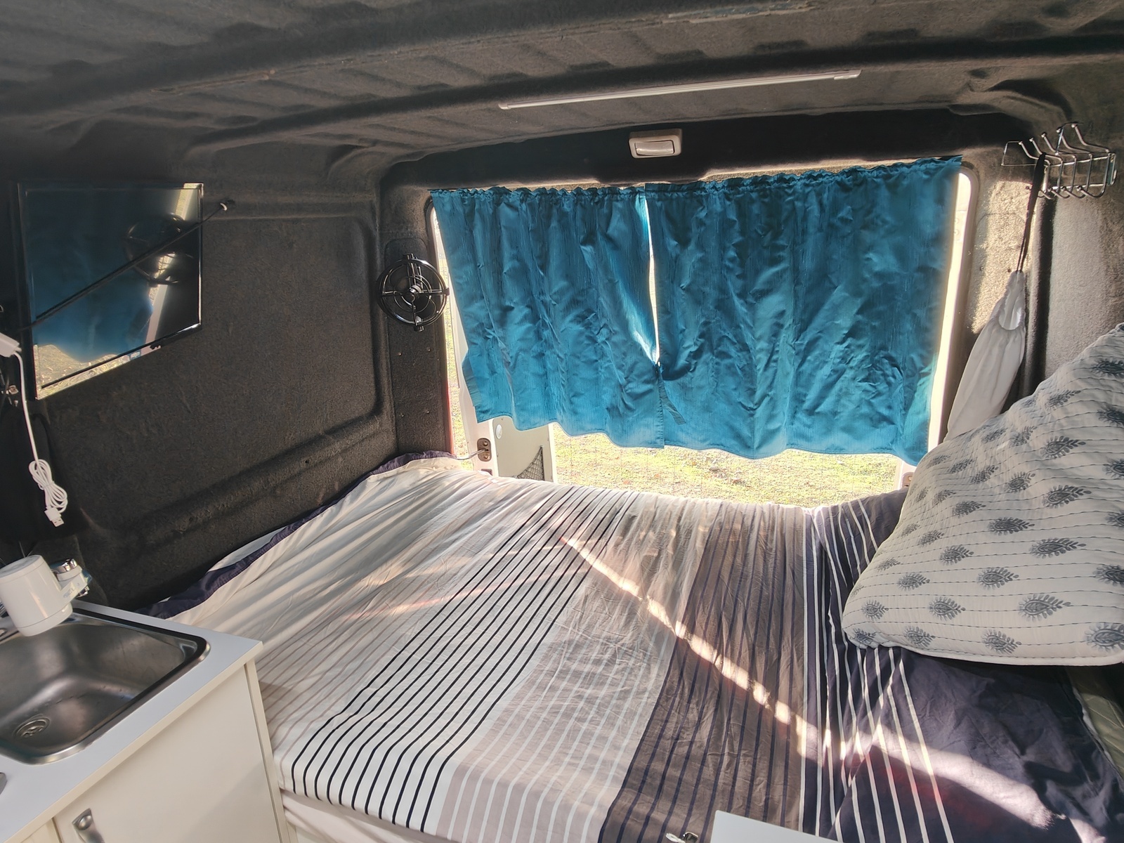 My Cozy Van - NEW LISTING photo 14