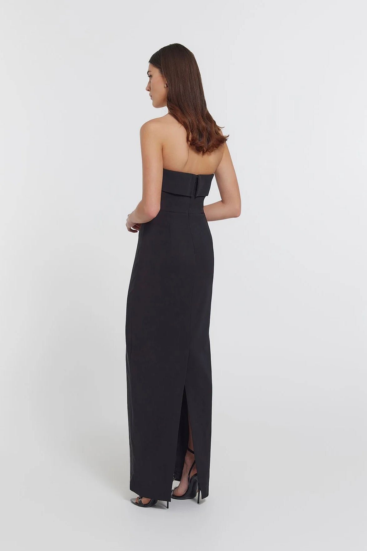 KIANNA SUTTON GOWN - BLACK photo 3