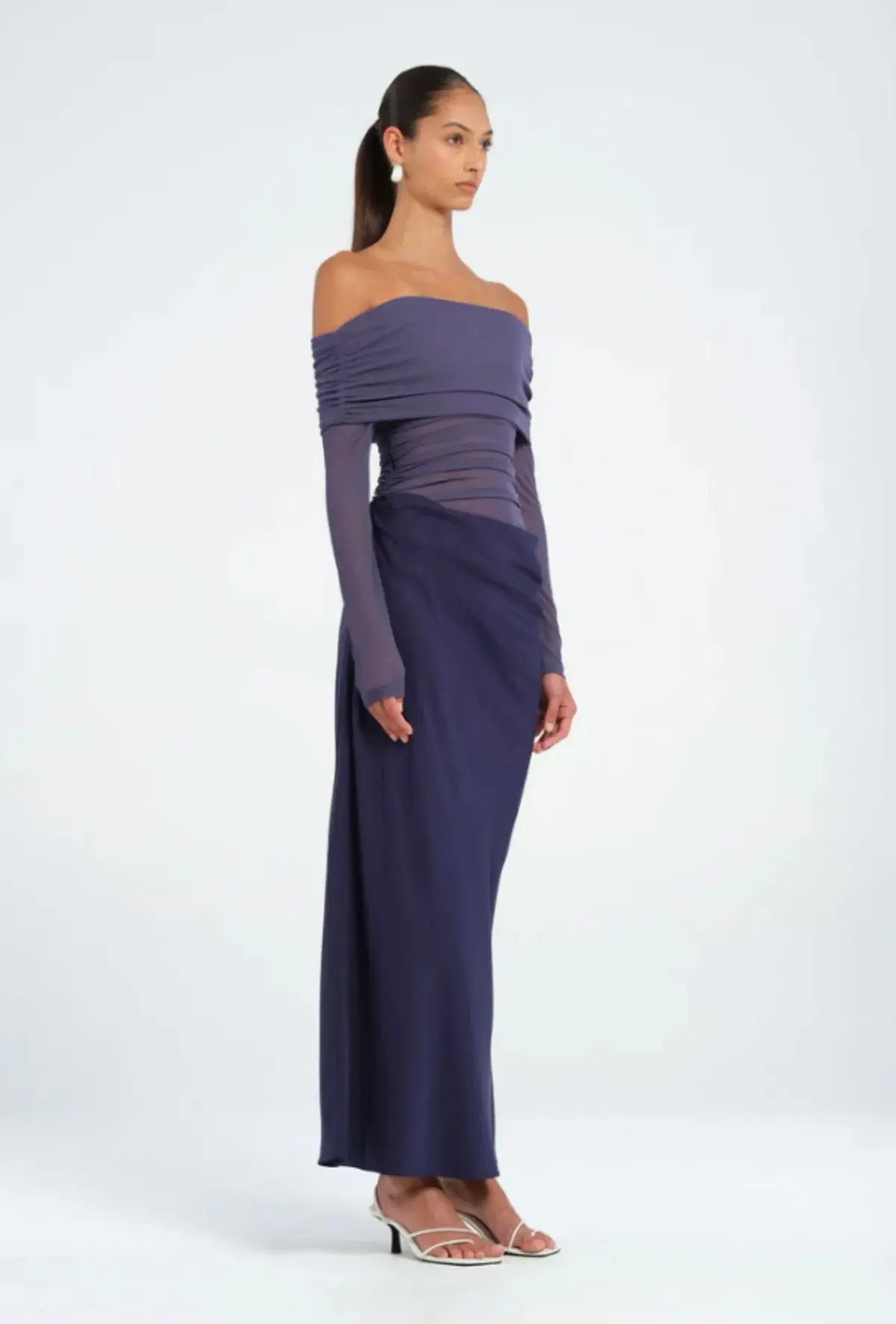 Benni Yasmin Off Shoulder Dress in Navy Size 6 photo 3