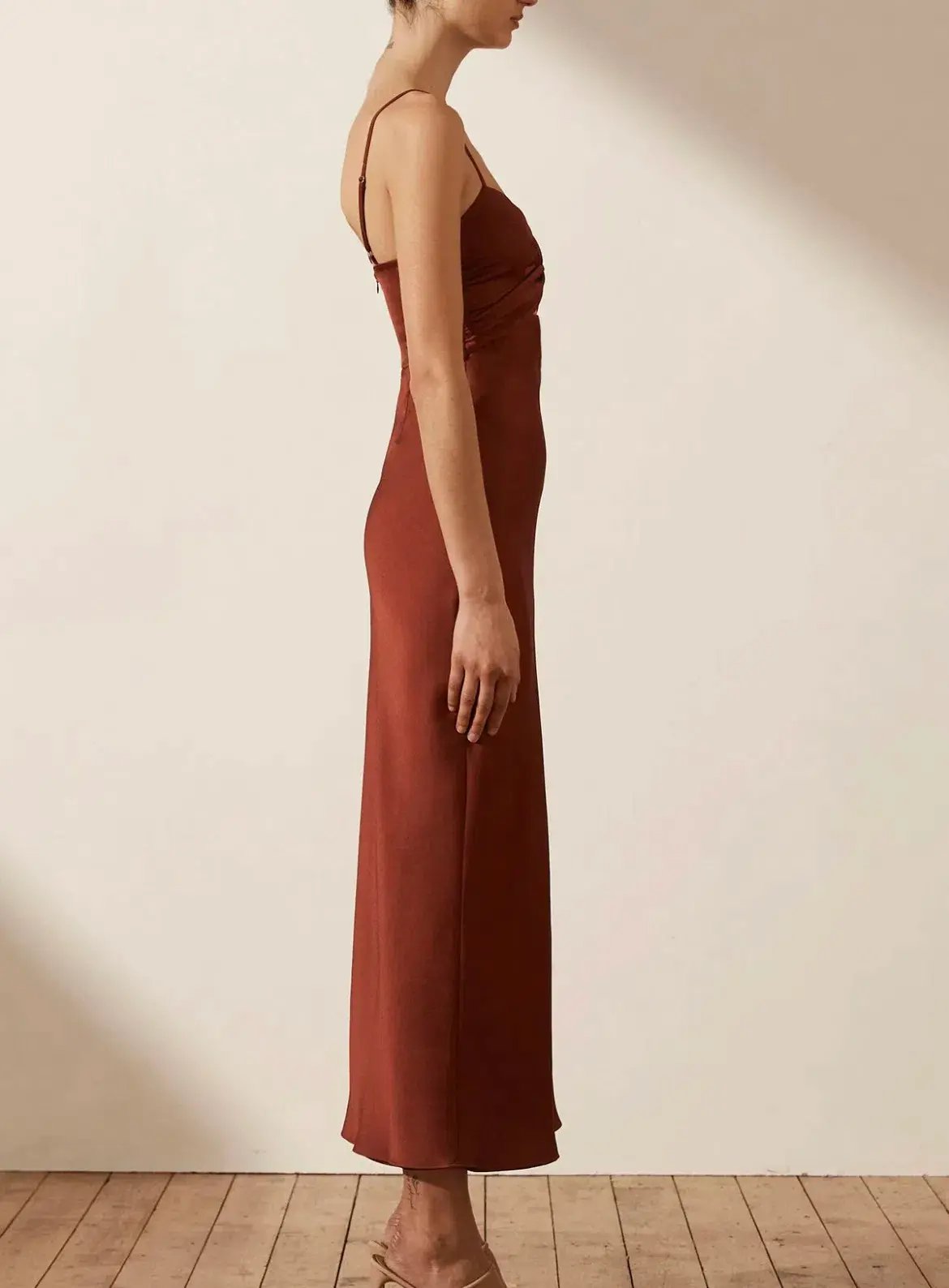 Shona Joy Luxe Twist Front Sleeveless Midi Dress Sangria Size 12 photo 4