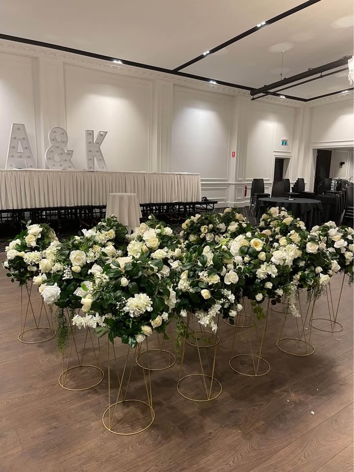 SPECIAL 🌿 Wedding Floral Arrangements Centerpieces for HIRE photo 7