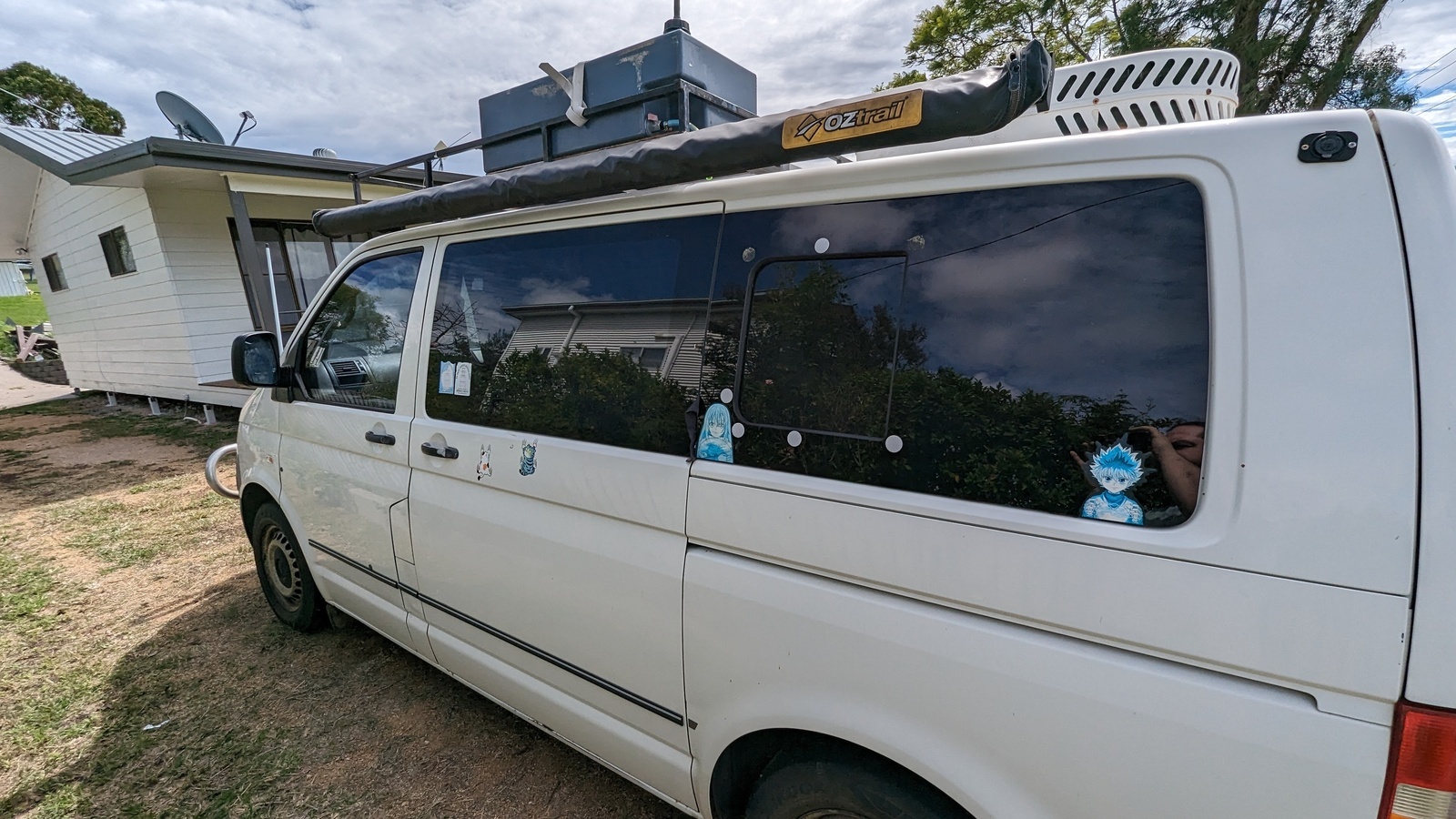 VOLKSWAGEN TRANSPORTER SWB 4MOTION Auto photo 8