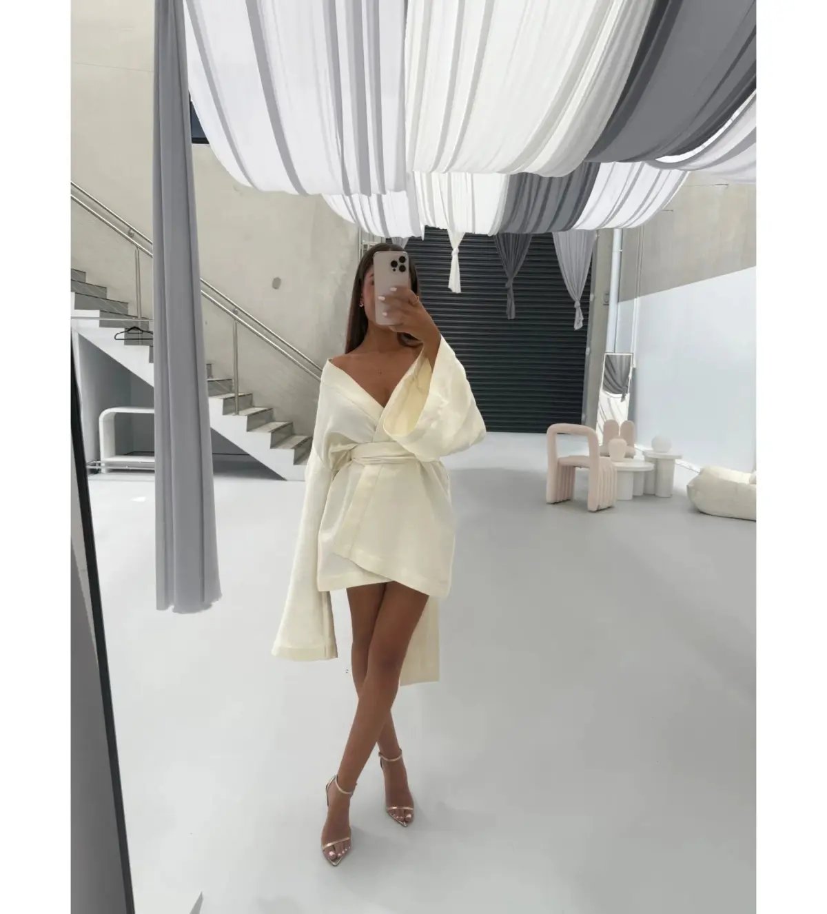 Khirzad Femme Rio Nina Robe Short Ivory Size S AU 8 photo 2
