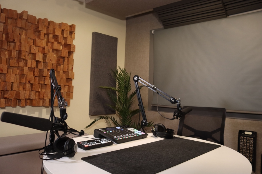 Podcast Recording Studio Suite photo 3