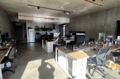 Base Studio photo 9
