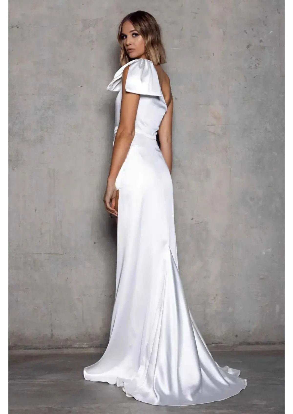Elle Zeitoune Lola Gown White Size AU 14 photo 3