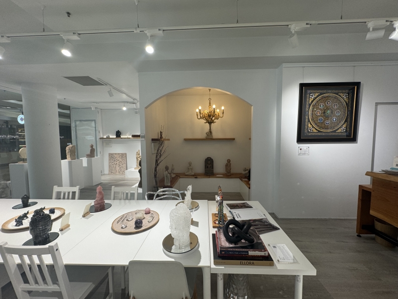 Mystik River Gallery photo 6