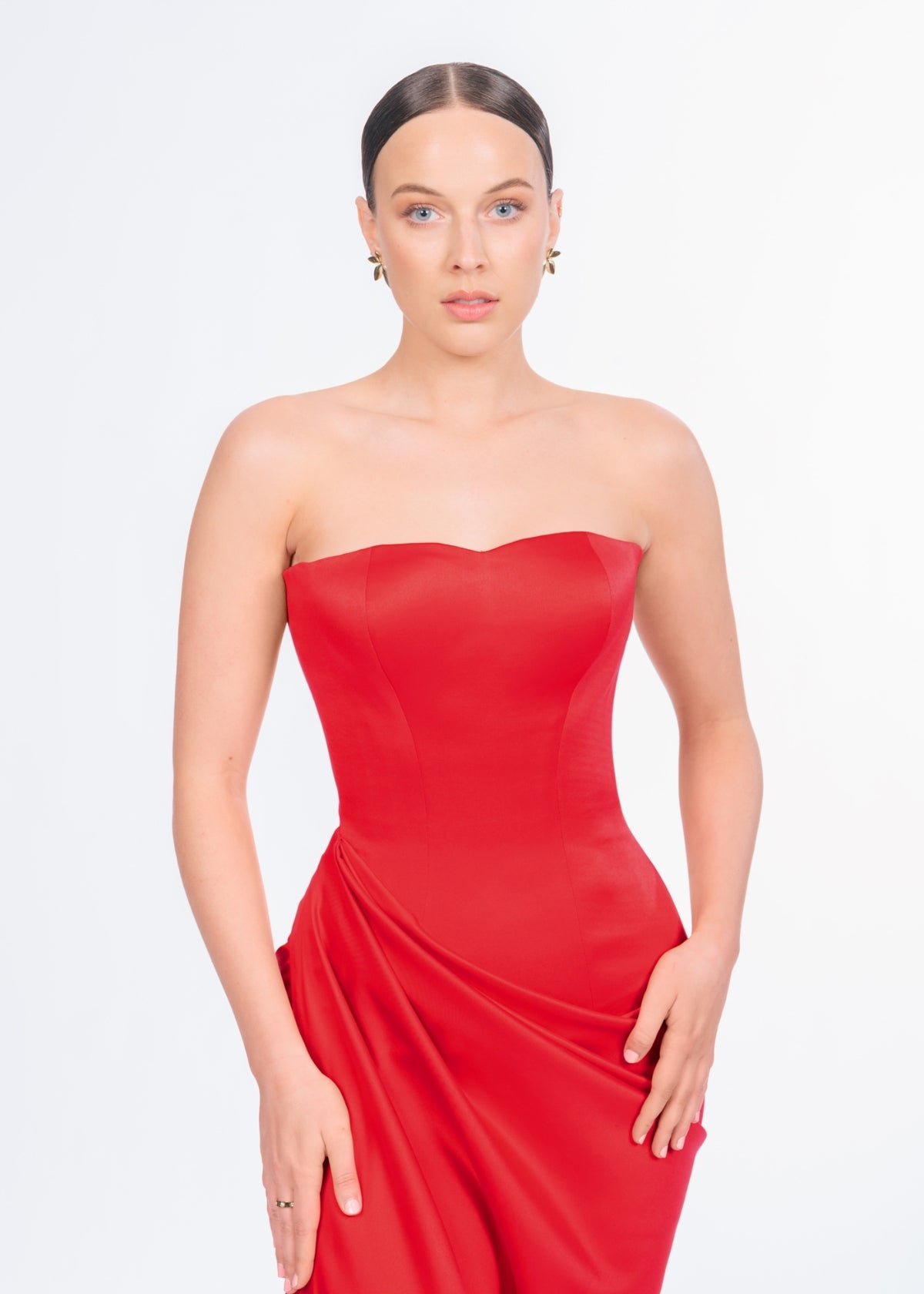 Evelyn Gown in Red photo 5
