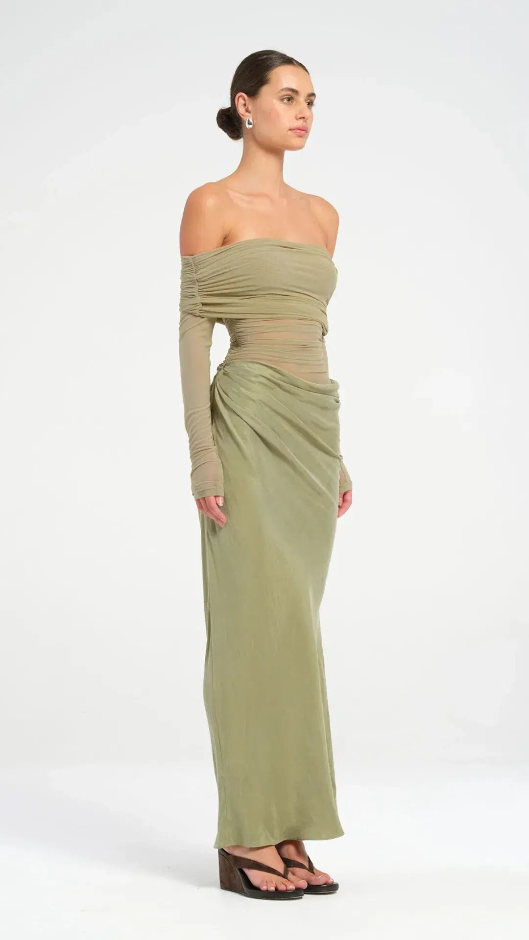 Benni Yasmin Off Shoulder Maxi Dress in Pistachio Size AU 8 photo 2