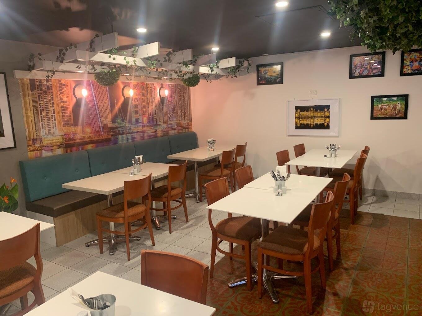 Indoor Area at Bombat Masala photo 3