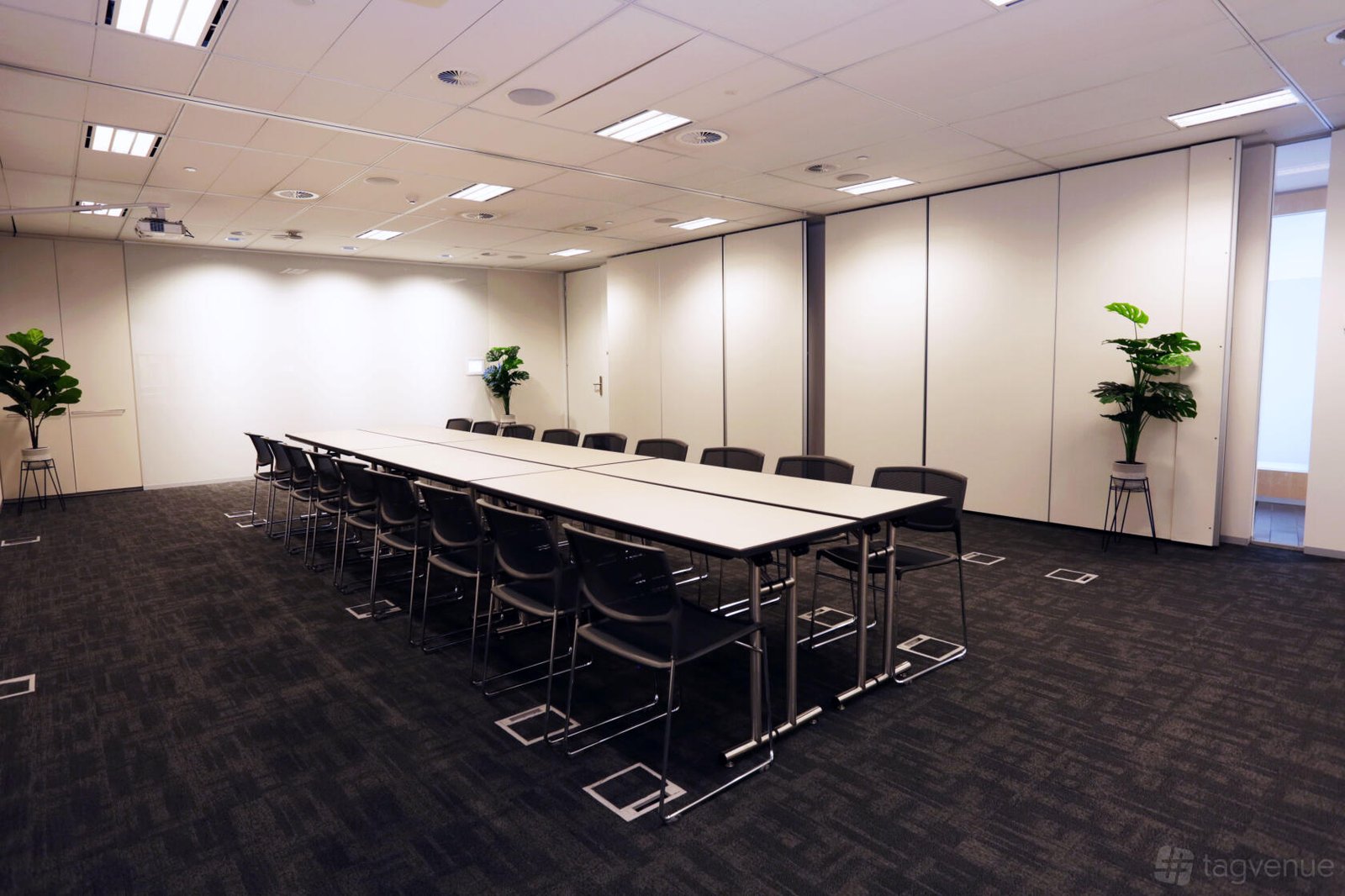 Meeting Room 26EF at 1 Bligh Street photo 5