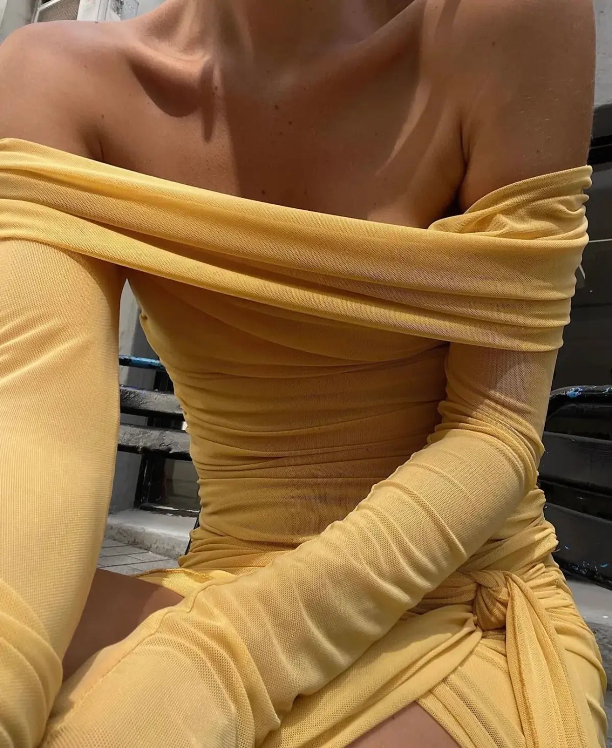 Benni Yasmine Off Shoulder Mini Dress Yellow Size 8 photo 3