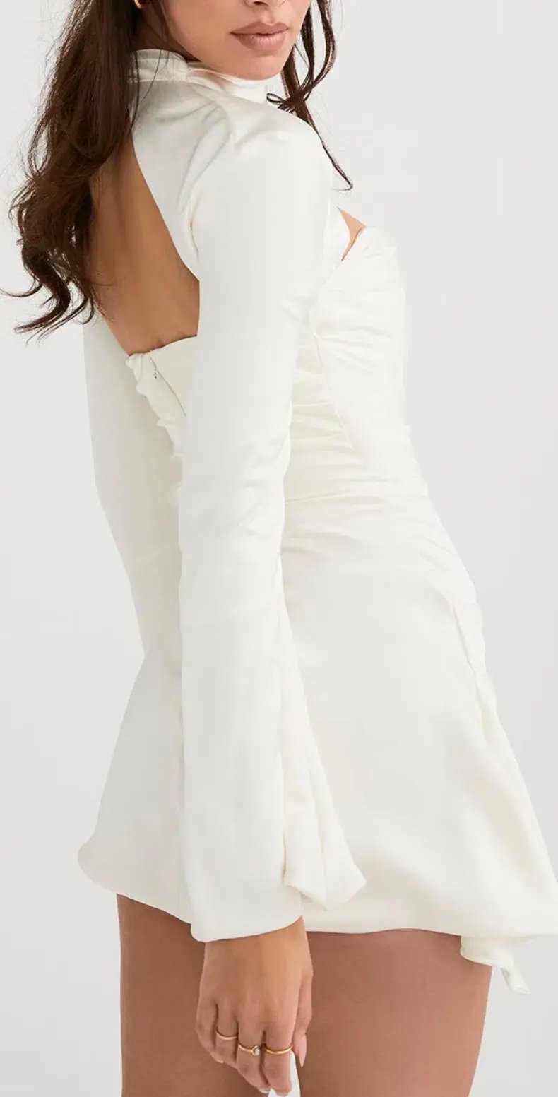 House of CB Toira White Size 6 photo 3