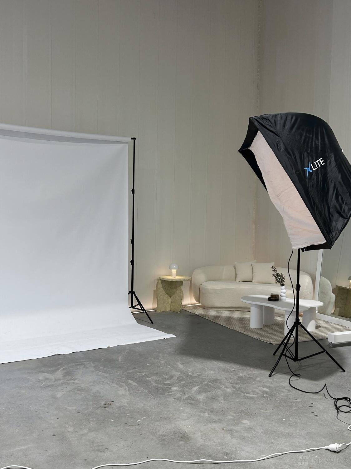 The Studio - Blanc Hire at The Studio by Salt and Lime Experiences photo 3