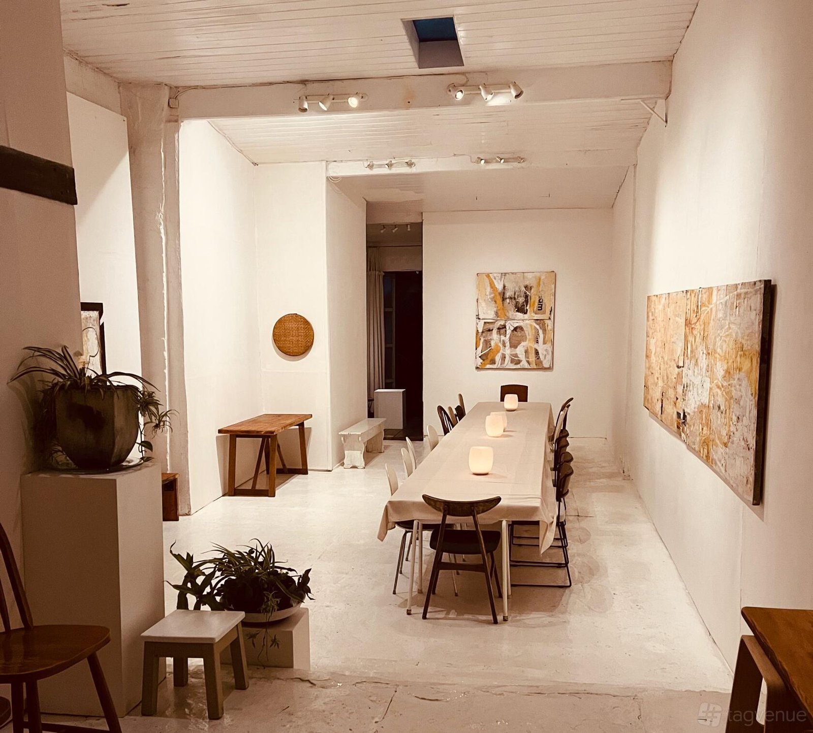 Studio with natural light at Beautiful White Space photo 35