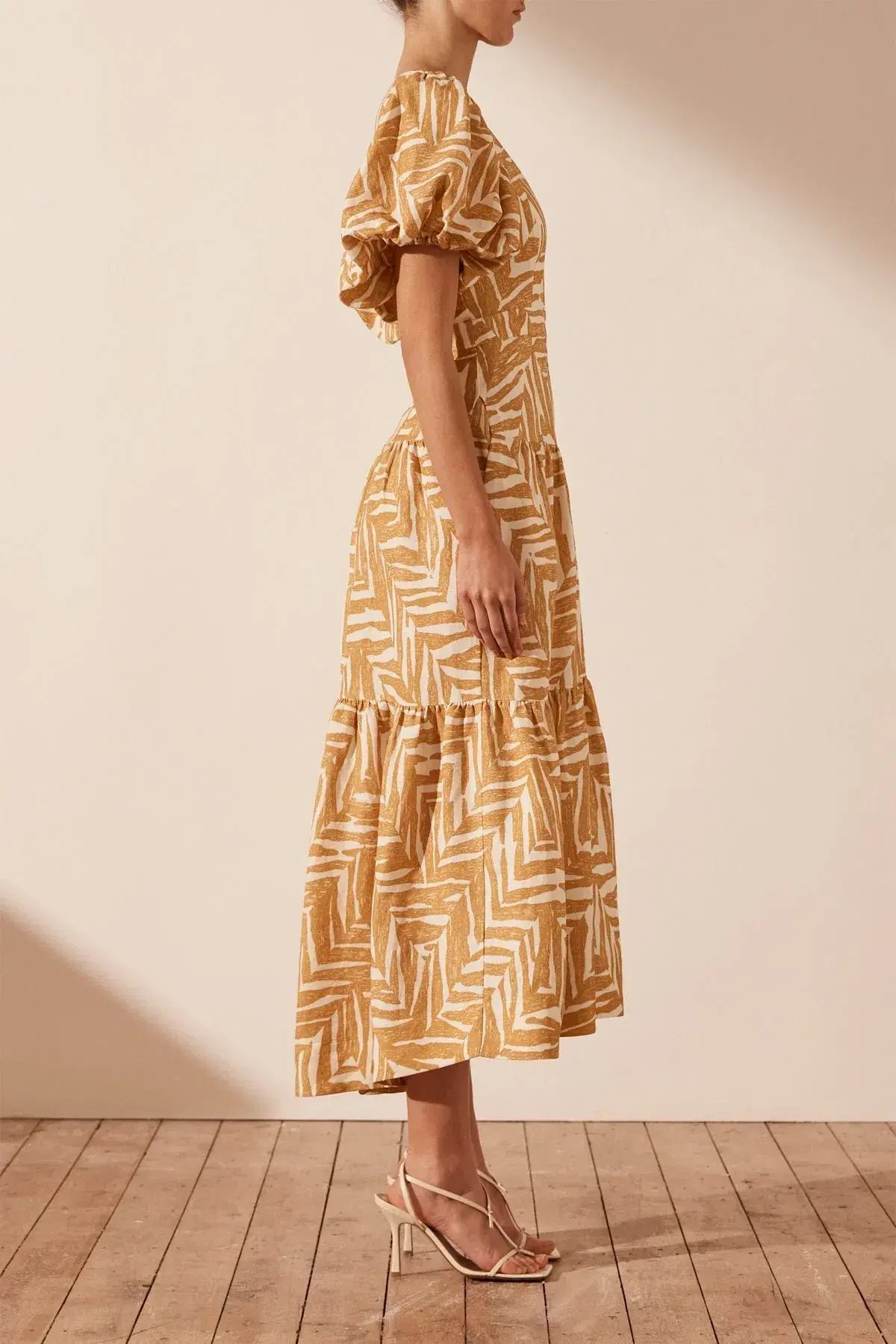 Shona Joy Imani Linen Plunged Short Sleeve Midi Dress Print Size 12 photo 4