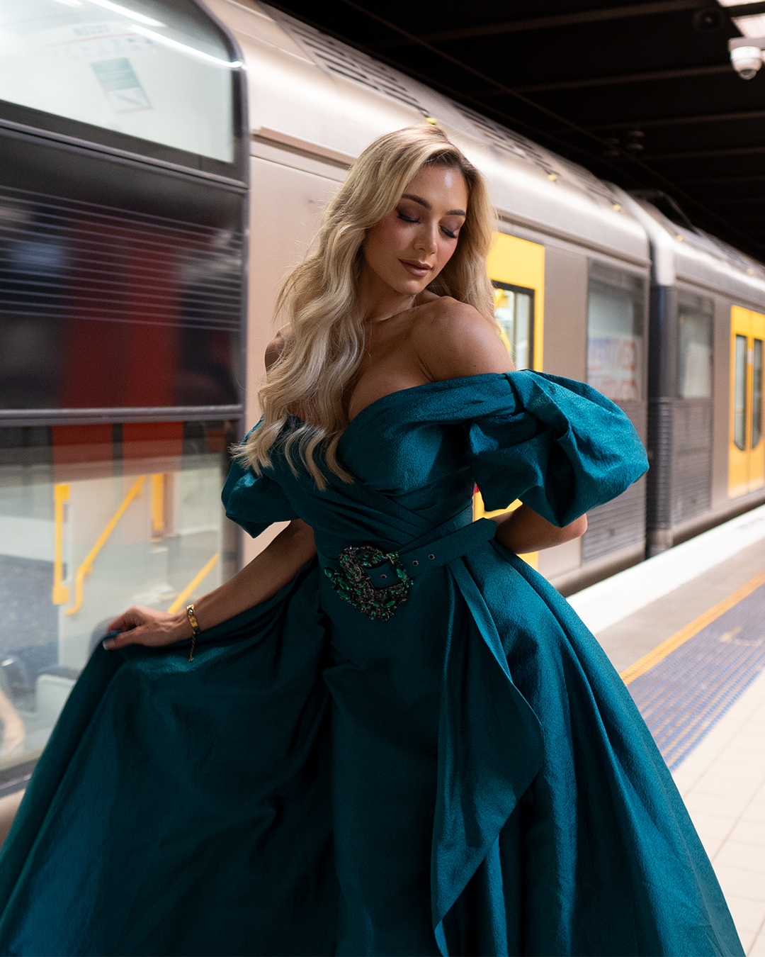 VIVIEN BY FOUAD SARKIS EMERALD photo 2